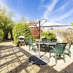 3 Bedroom Front In La Bernerie-en-Retz